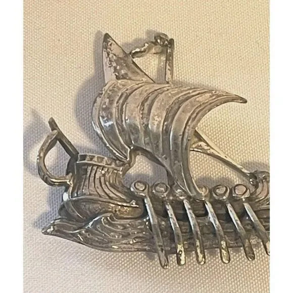 Thief of Bagdad collectable pin Ship 1940 great Korda - Picture 2 of 7